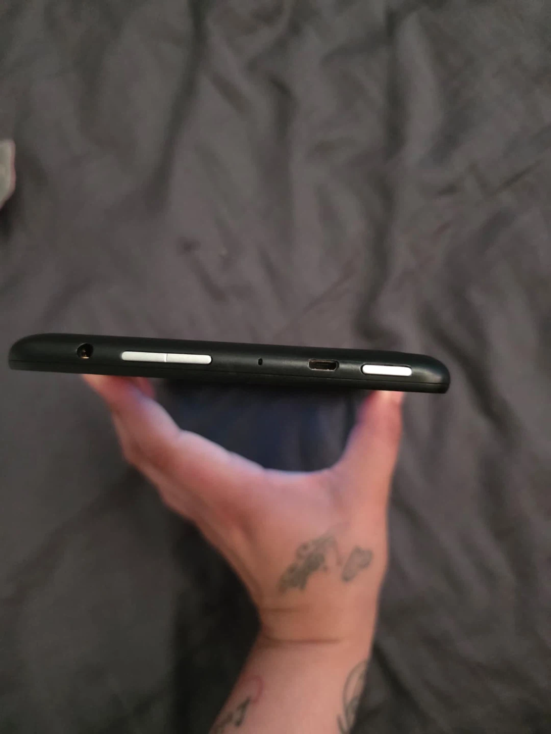 Amazon Fire Tablet - photo 2
