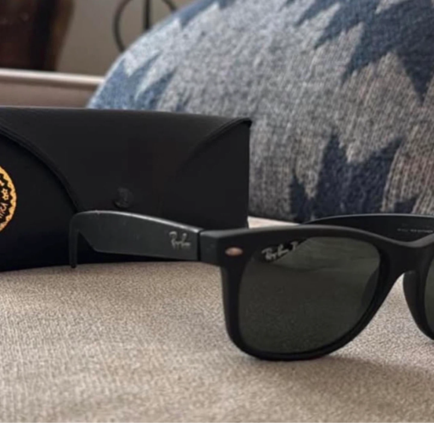 Ray-Ban Wayfarer Sunglasses Black