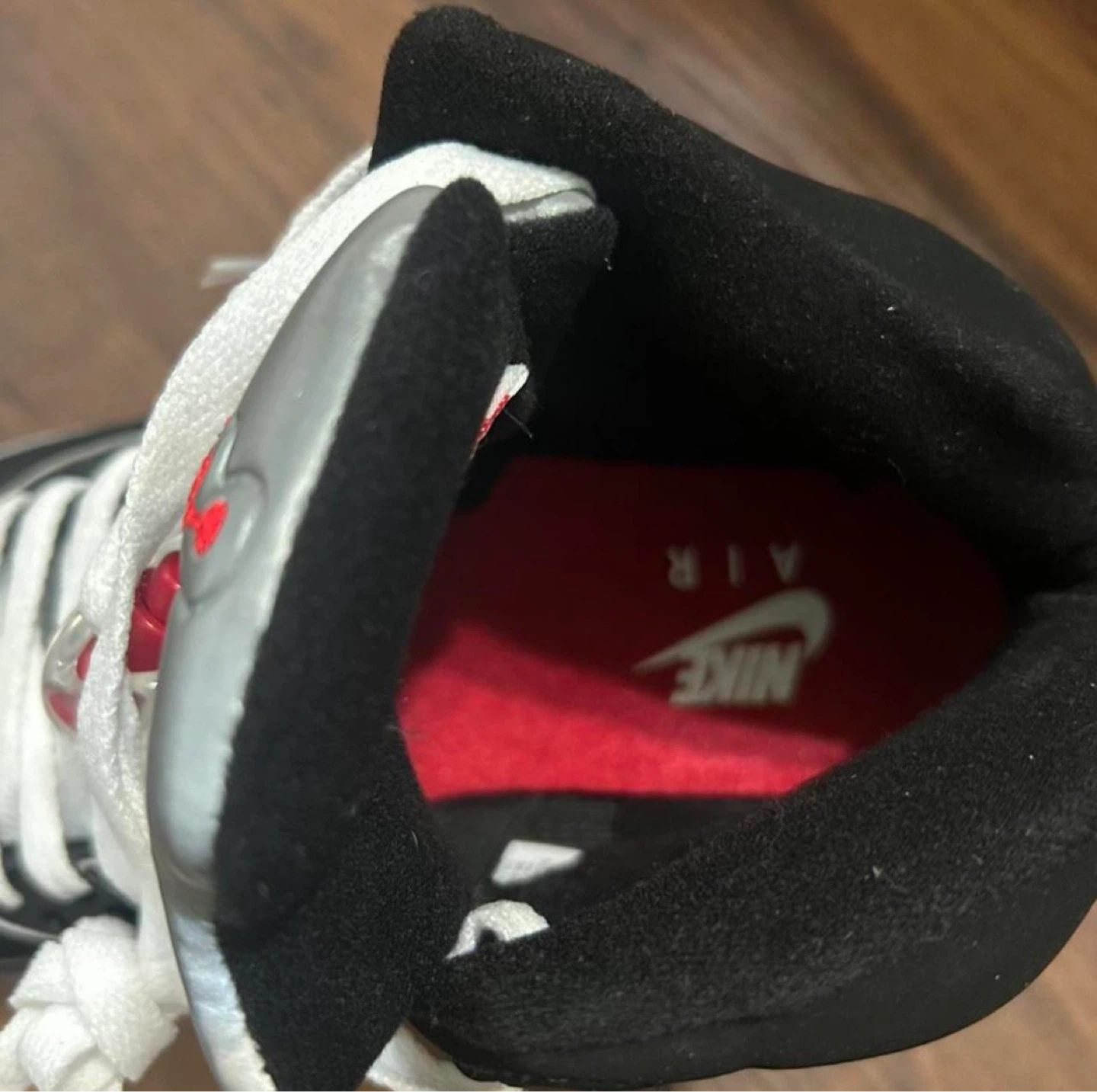 Air Jordan 5 Retro Black Metallic Silver - photo 2