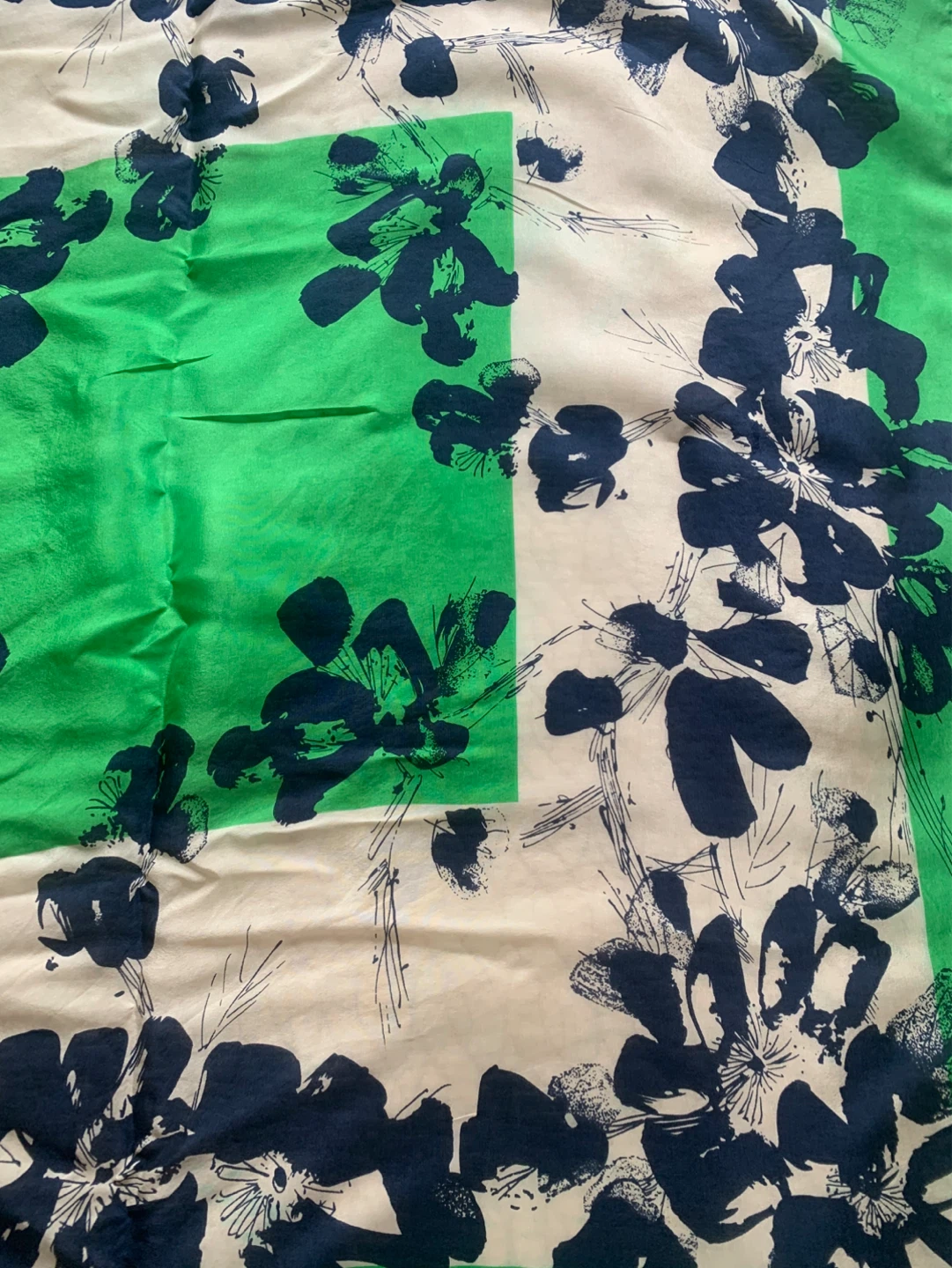 Usna Scarf - Green Floral Silk Scarf - photo 4