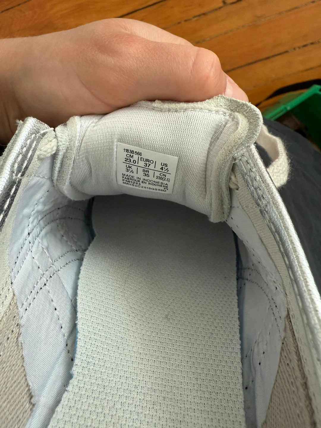 Onitsuka Tiger Mexico 66 Silver Sneakers - Women's Size 6.5 - photo 3
