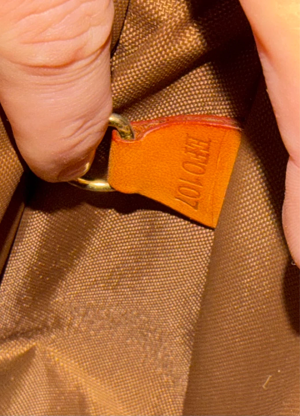 Louis Vuitton Monogram Shoulder Bag - photo 3