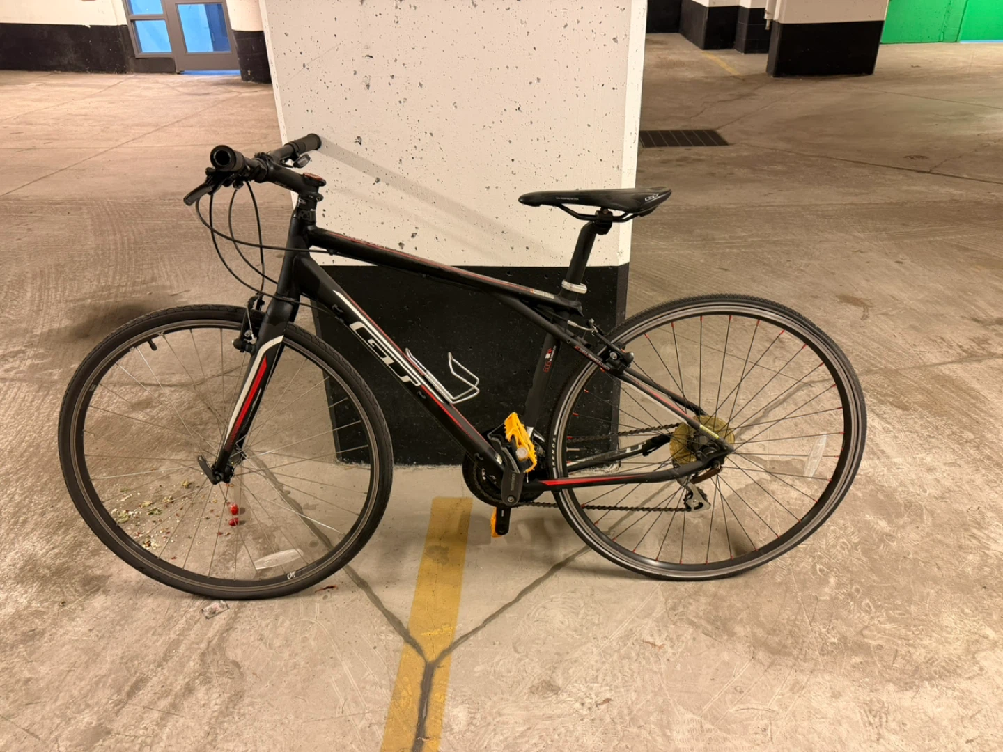 GT Vantara Hybrid Bike