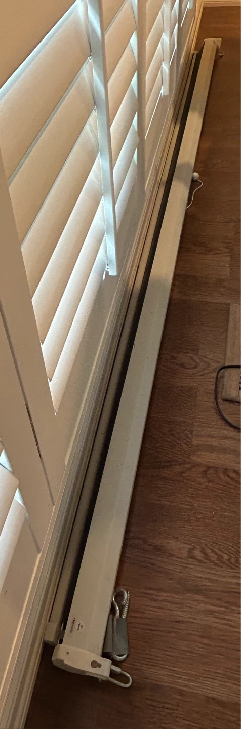 Ceiling Mounted Projector Screen