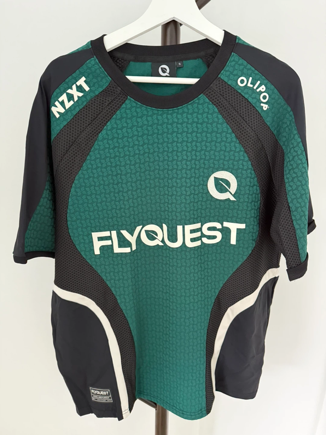 FlyQuest 2025 Official Player Kit – LoL Esports, New