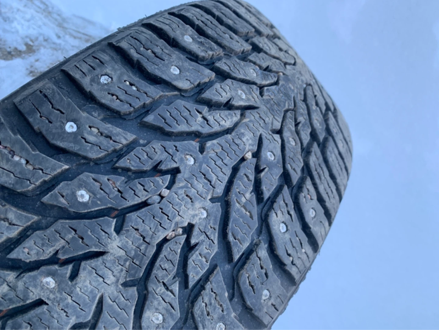 Nokian Hakkapeliitta Studded Winter Tires 245/60R18 - photo 4