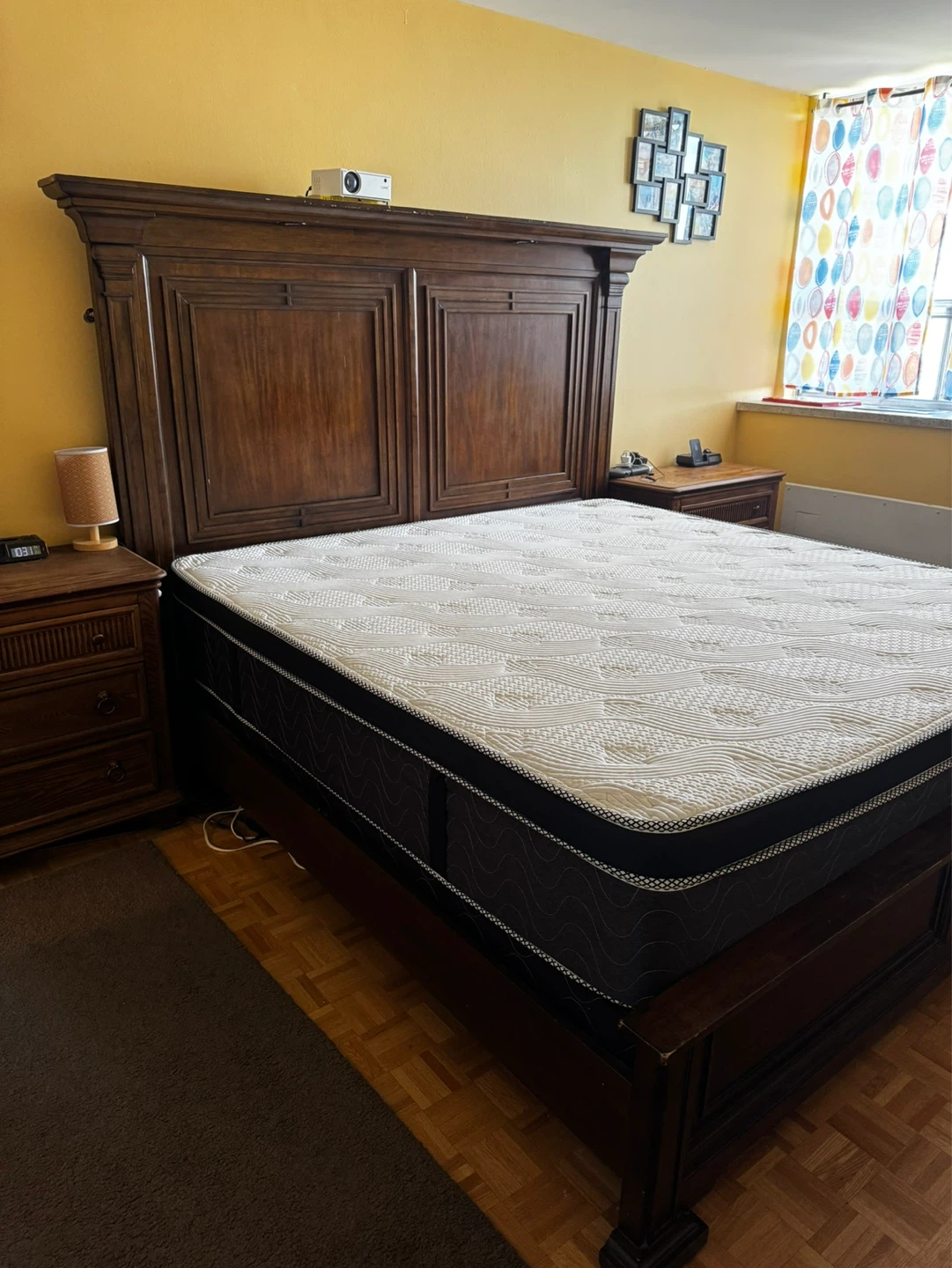 Solid Wood Bedroom Set