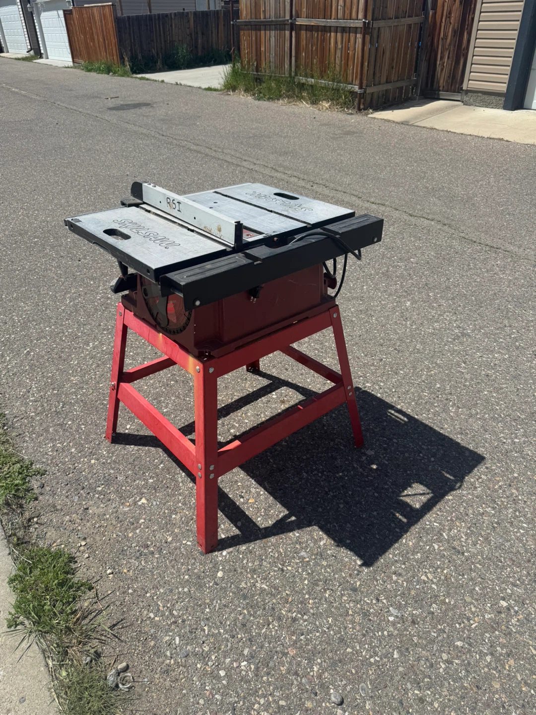 SKILSAW 10" Table Saw