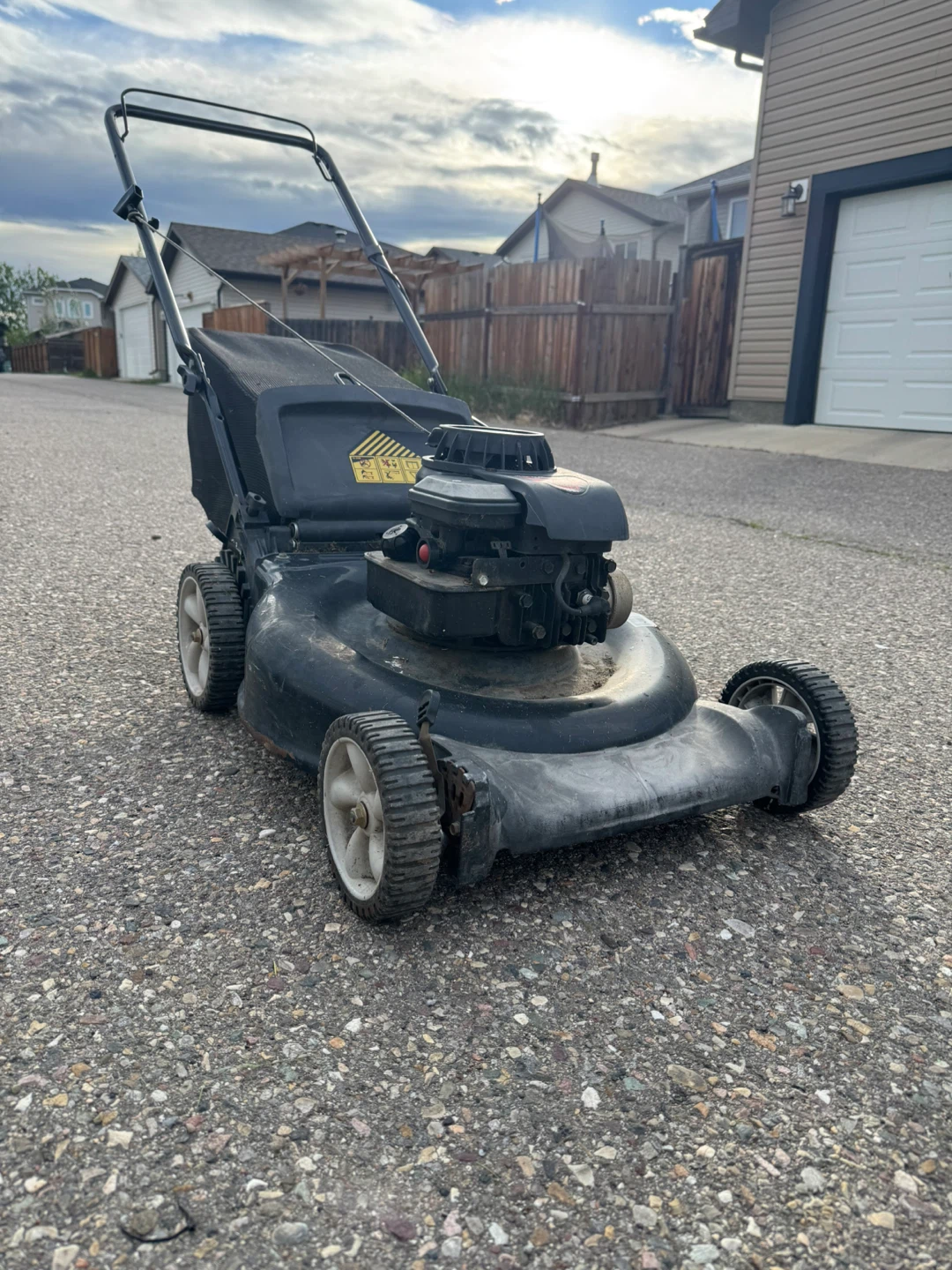 Yard Machines Push Mower 158cc
