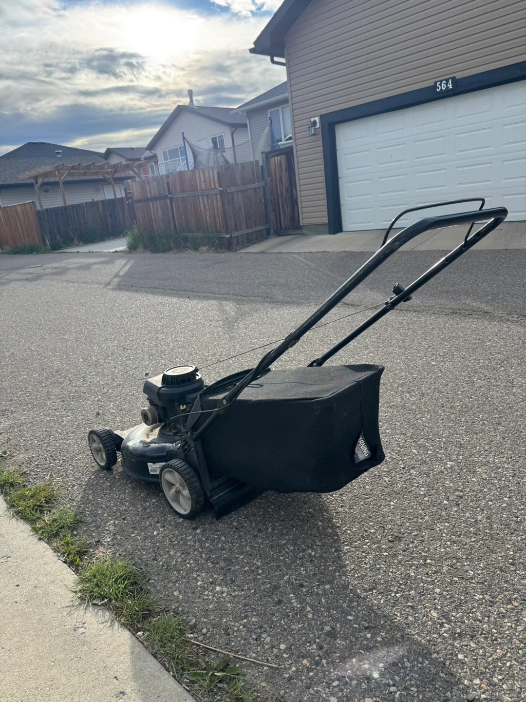 Yard Machines Push Mower 158cc - photo 5