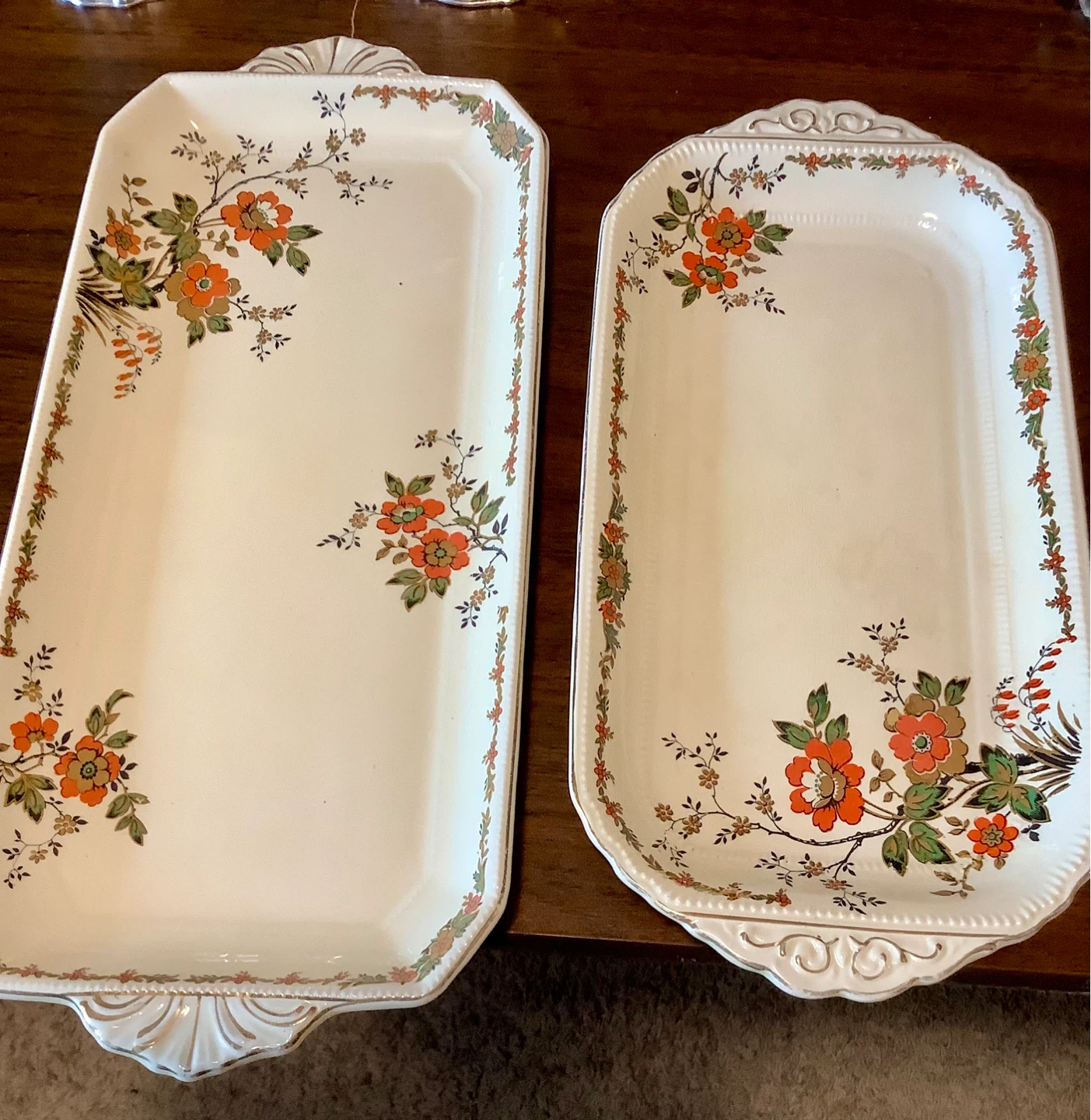 Vintage Serving Platters (Set of 2)
