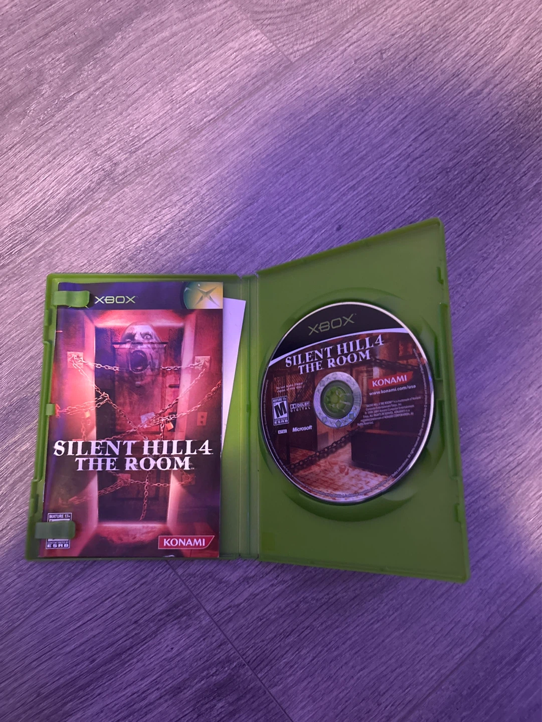 Silent Hill 4 The Room Xbox Game - photo 2