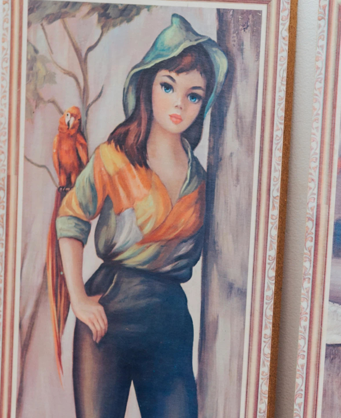 1960s Big-Eyed Girl Wall Plaques (Pair) | MidCentury Lithographs - photo 3