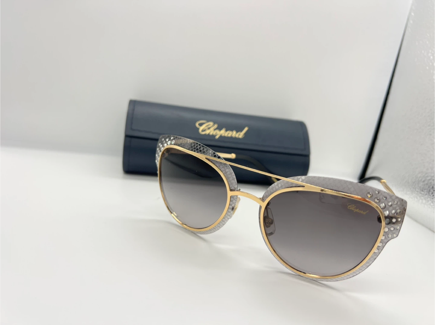 Chopard Cat-Eye Sunglasses with Crystals - photo 2