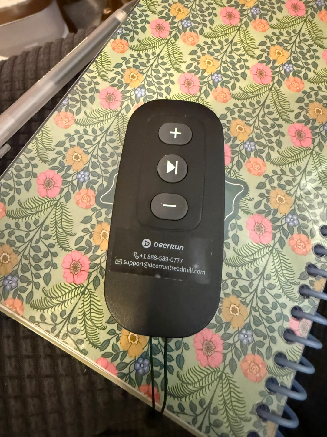 Selling DeerRun walking pad with remote - photo 2