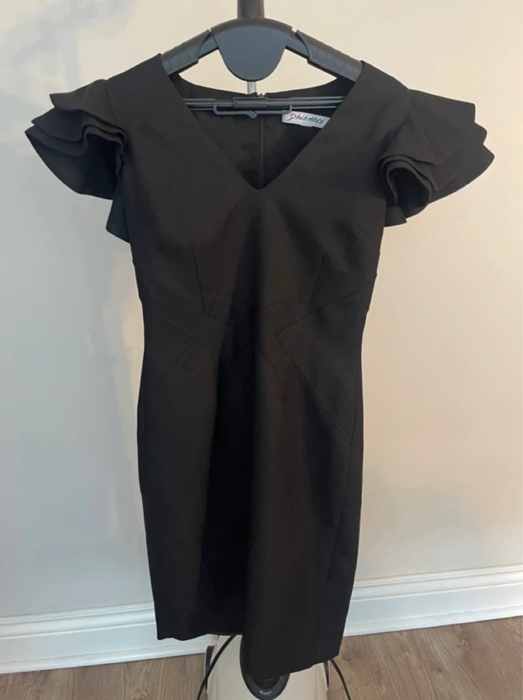 Chic Black V-Neck Sheath Mini Dress with Ruffle Sleeves size 4 - photo 4