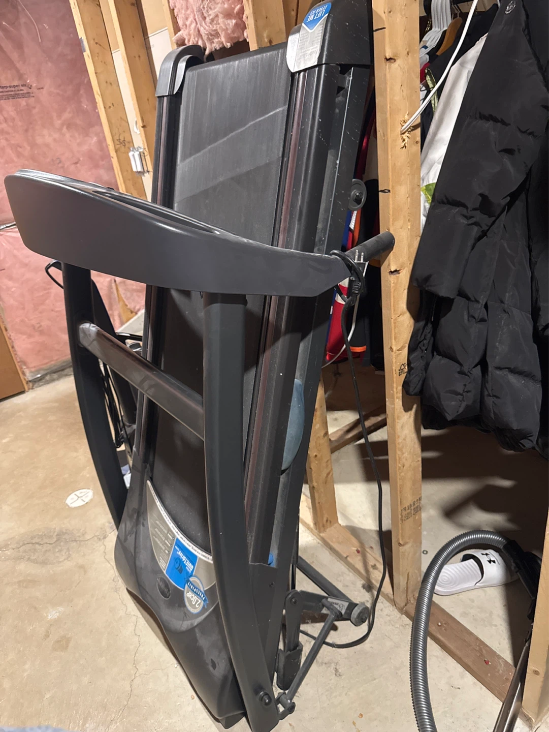 Treadmill - photo 2