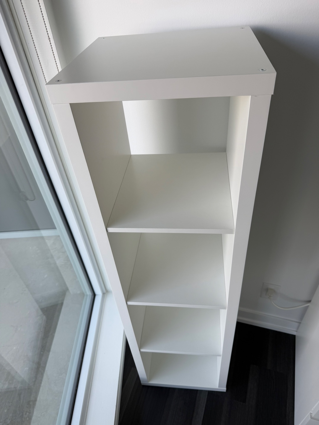 White shelf unit - photo 2