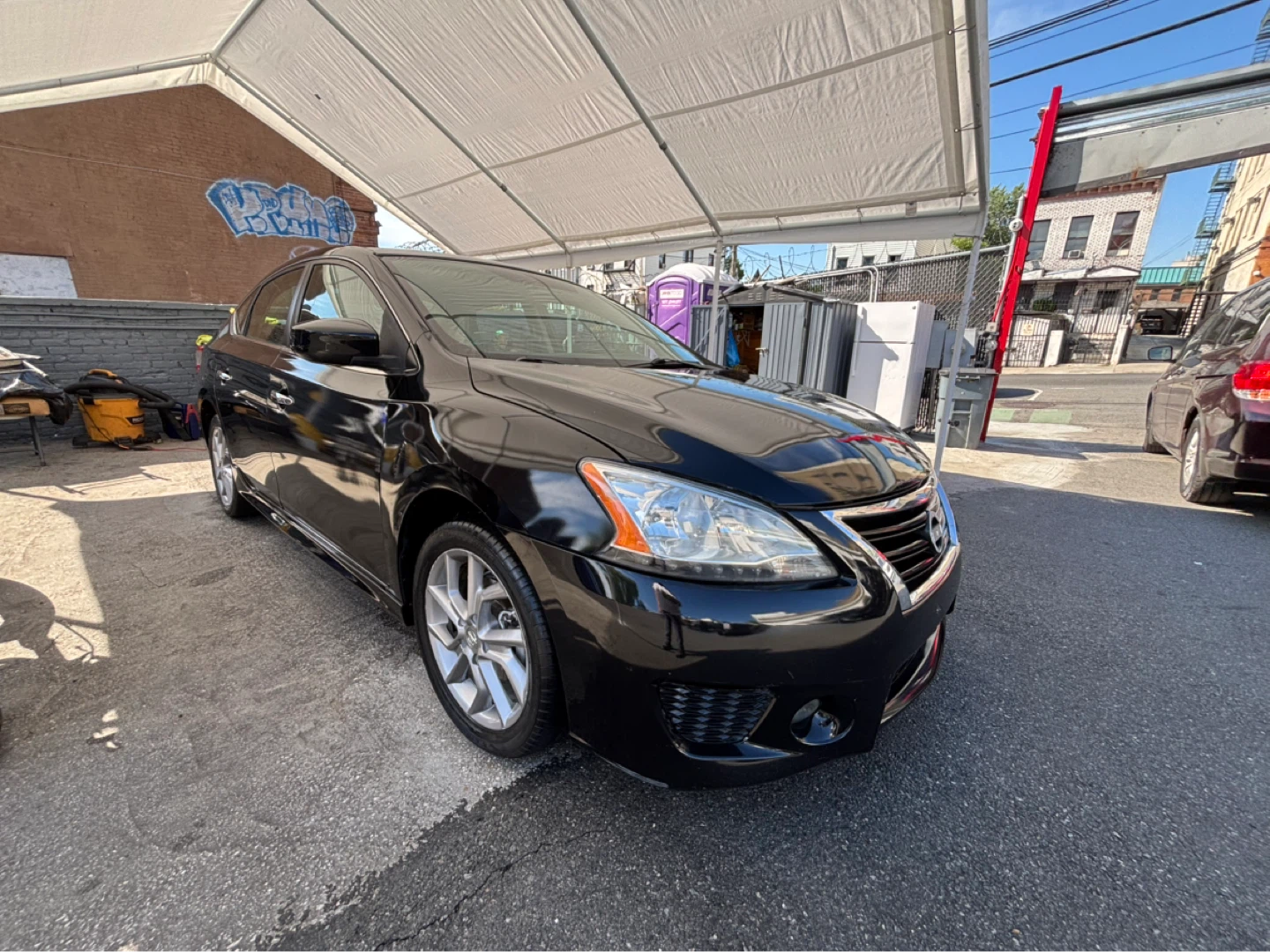 Black Nissan Sentra Sedan 2013 89k miles
