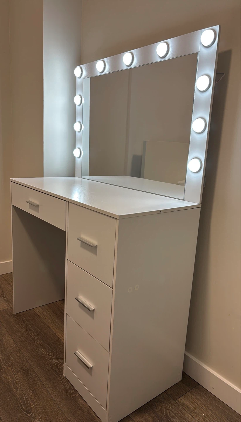 Makeup Vanity Table with Lights - photo 2