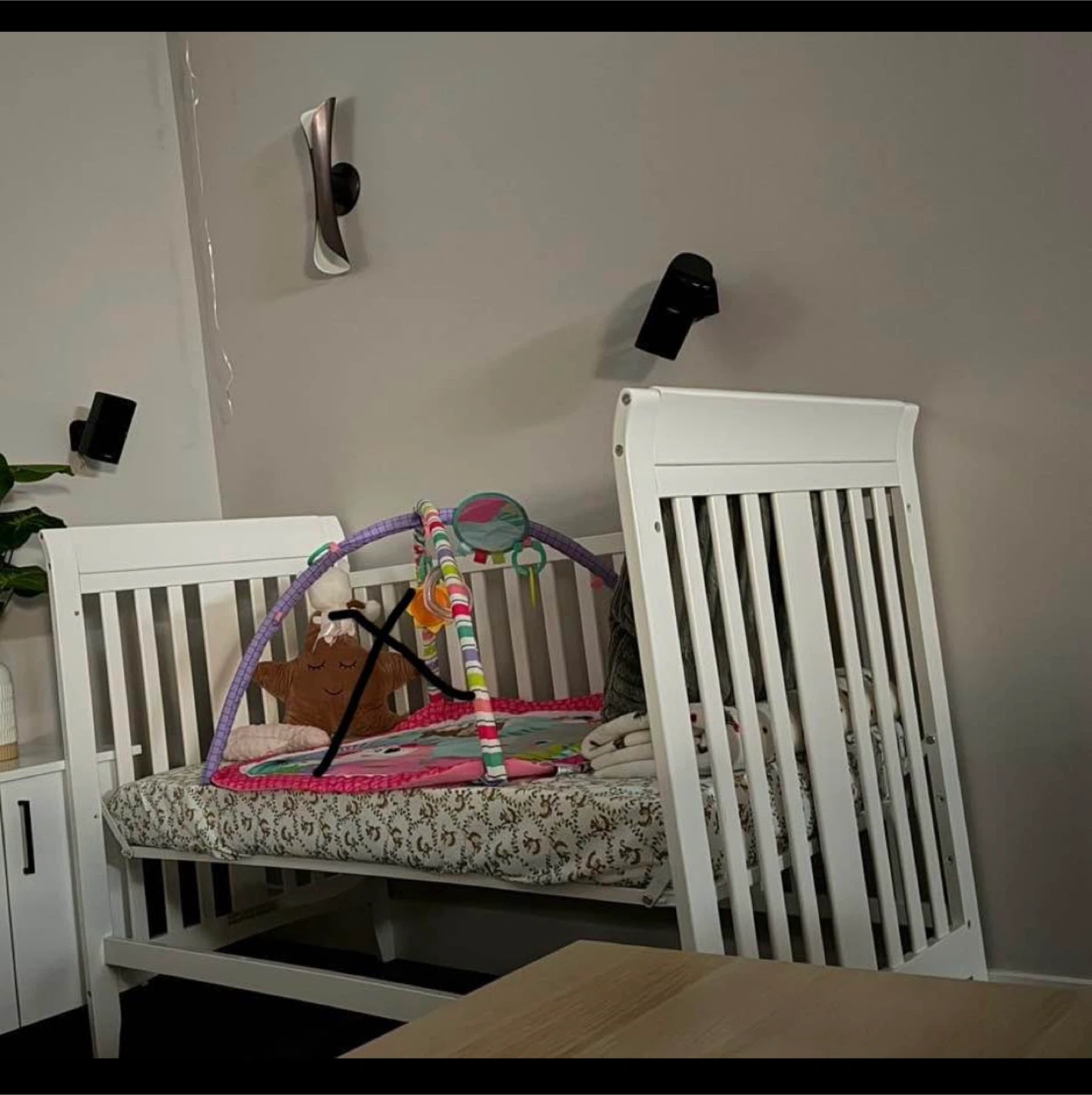 White Baby Crib , mattress and crib bumpers