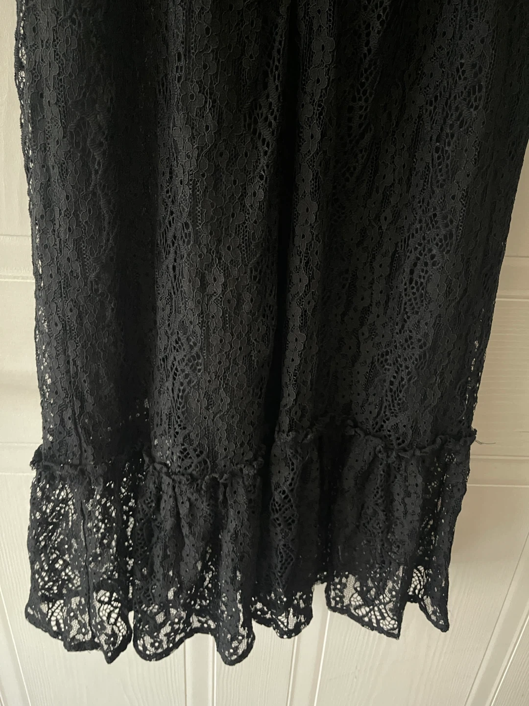 VILA Black Sheer Rosette Lace Midi Slip Dress size M - photo 5