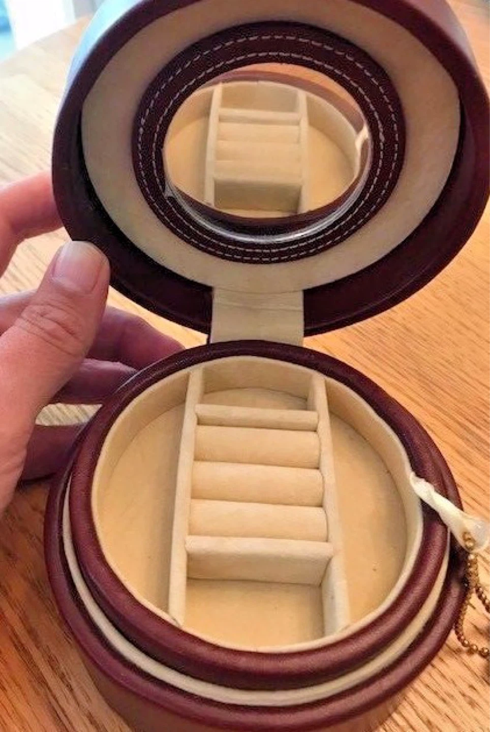 Round Leather Jewellery Box with Mirror - photo 2