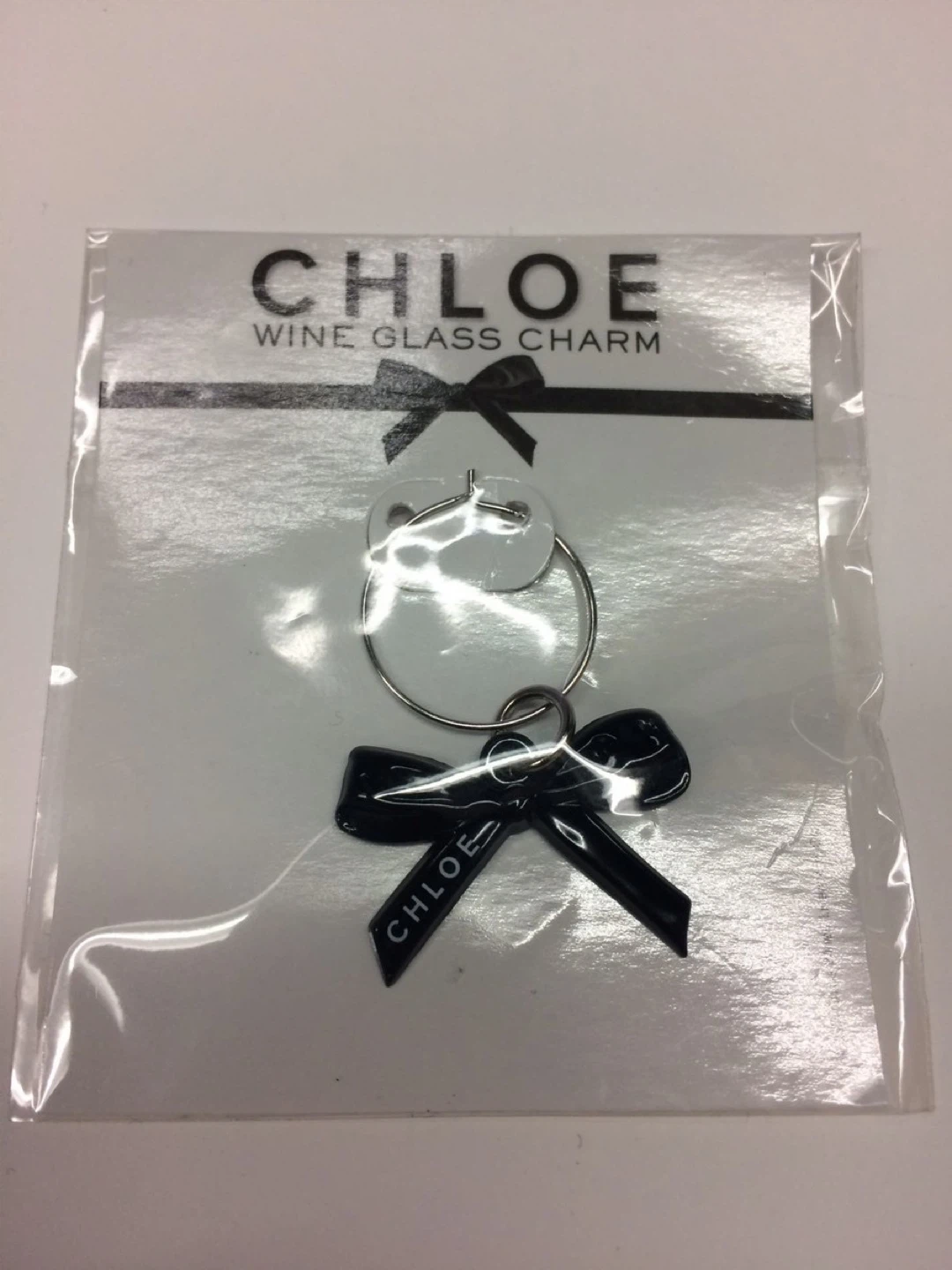 Chloe Wine Glass Charm Black Bow - photo 2