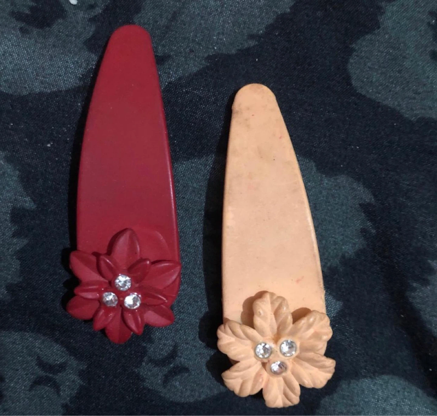Set of 2 Vintage Hair Clips with Rhinestone Flowers - photo 2