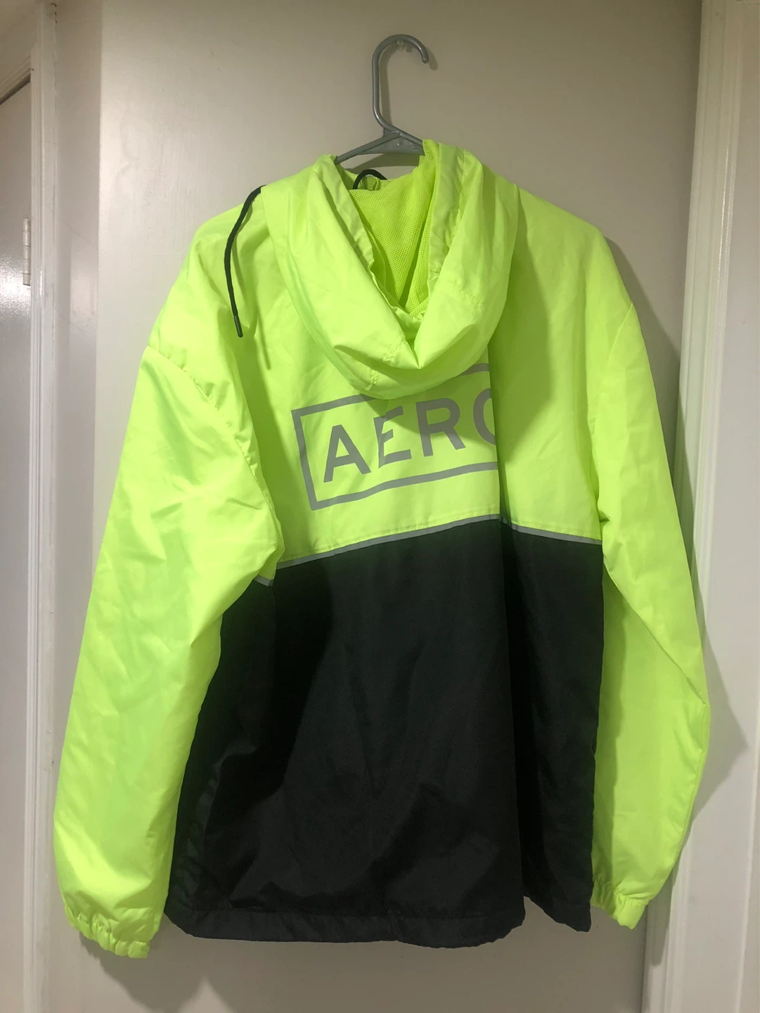 Aeropostale Neon Yellow Black Half-Zip Hooded Windbreaker Jacket