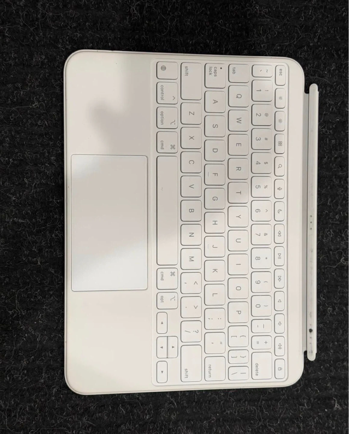 Apple Magic Keyboard for iPad Pro 11-inch - photo 4