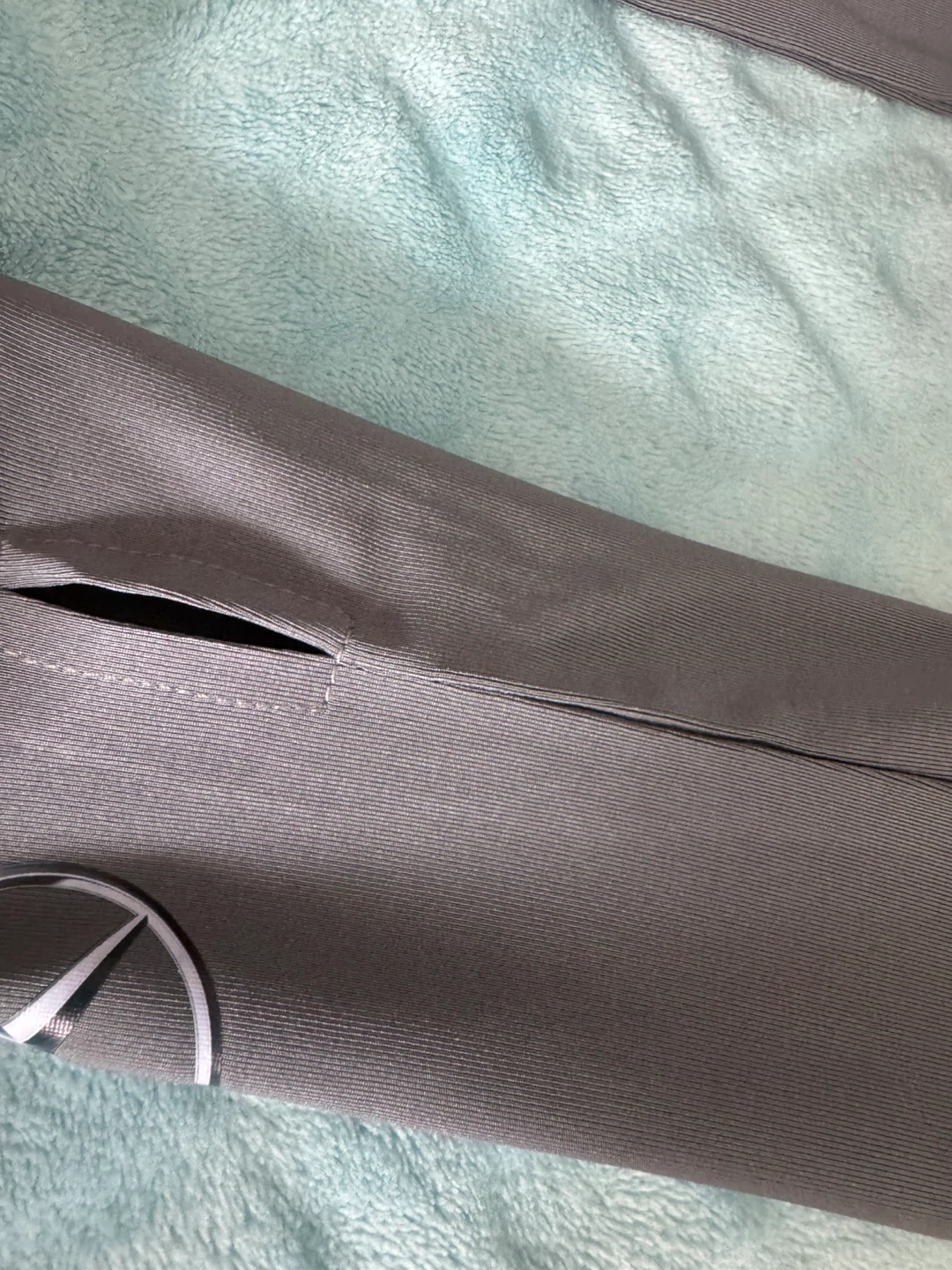 Mercedes-Benz Grey Arm Sleeves - photo 2