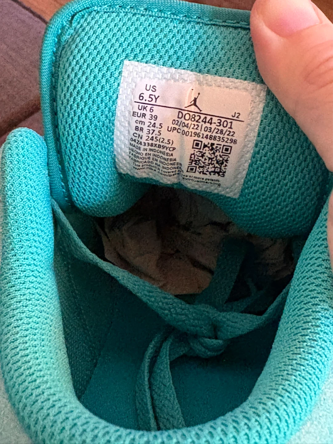 Air Jordan 1 Low SE (GS) "New Emerald" Sneakers - photo 5