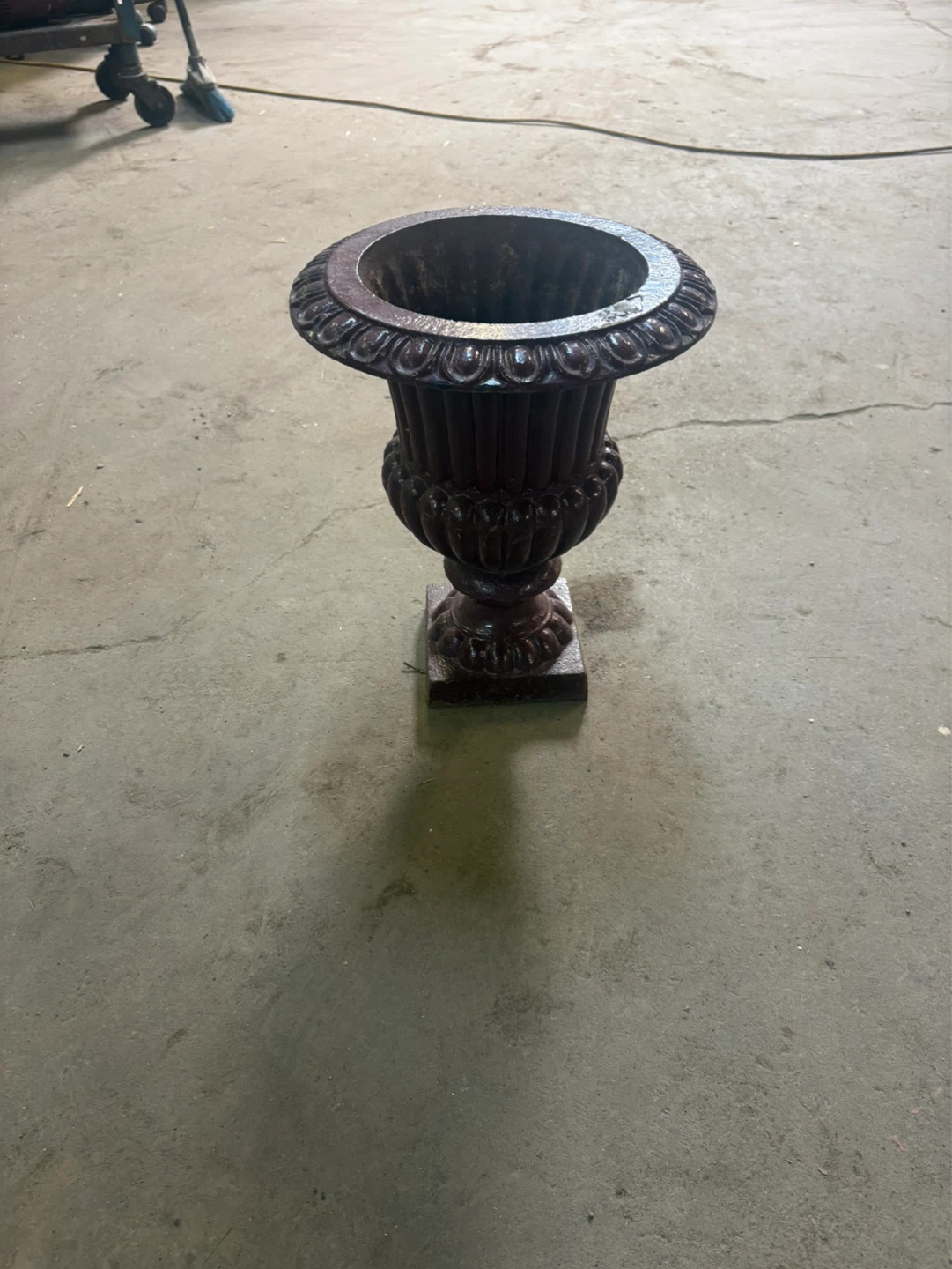 Vintage Decorative Urn Planter - photo 4