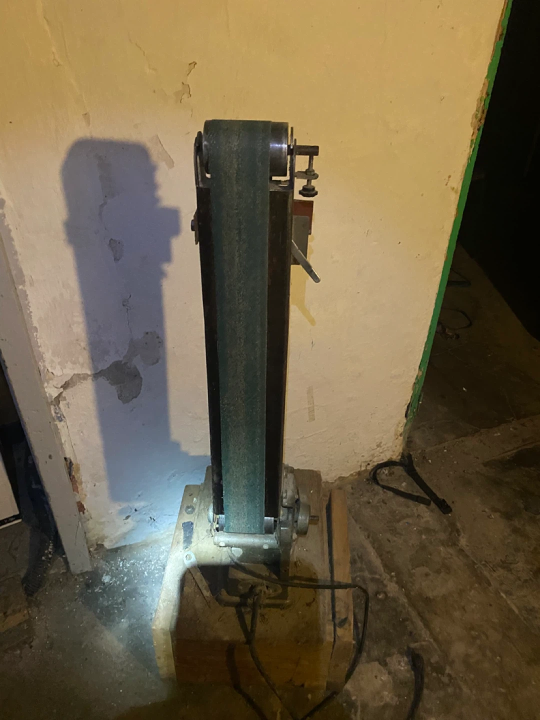 Belt Sander - photo 2