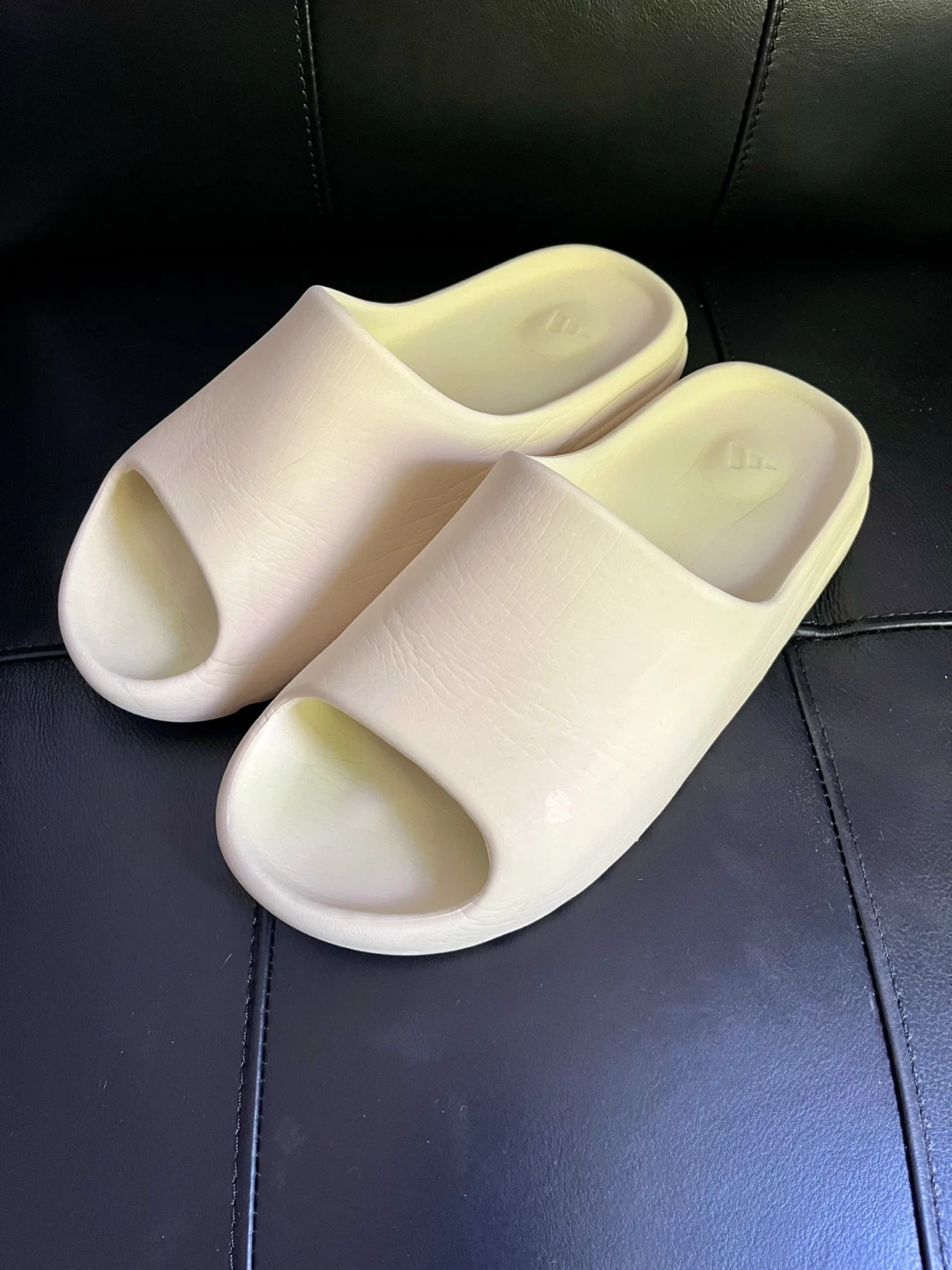 Adidas Yeezy Slides Bone Mens Size 11 (Best Offer)
