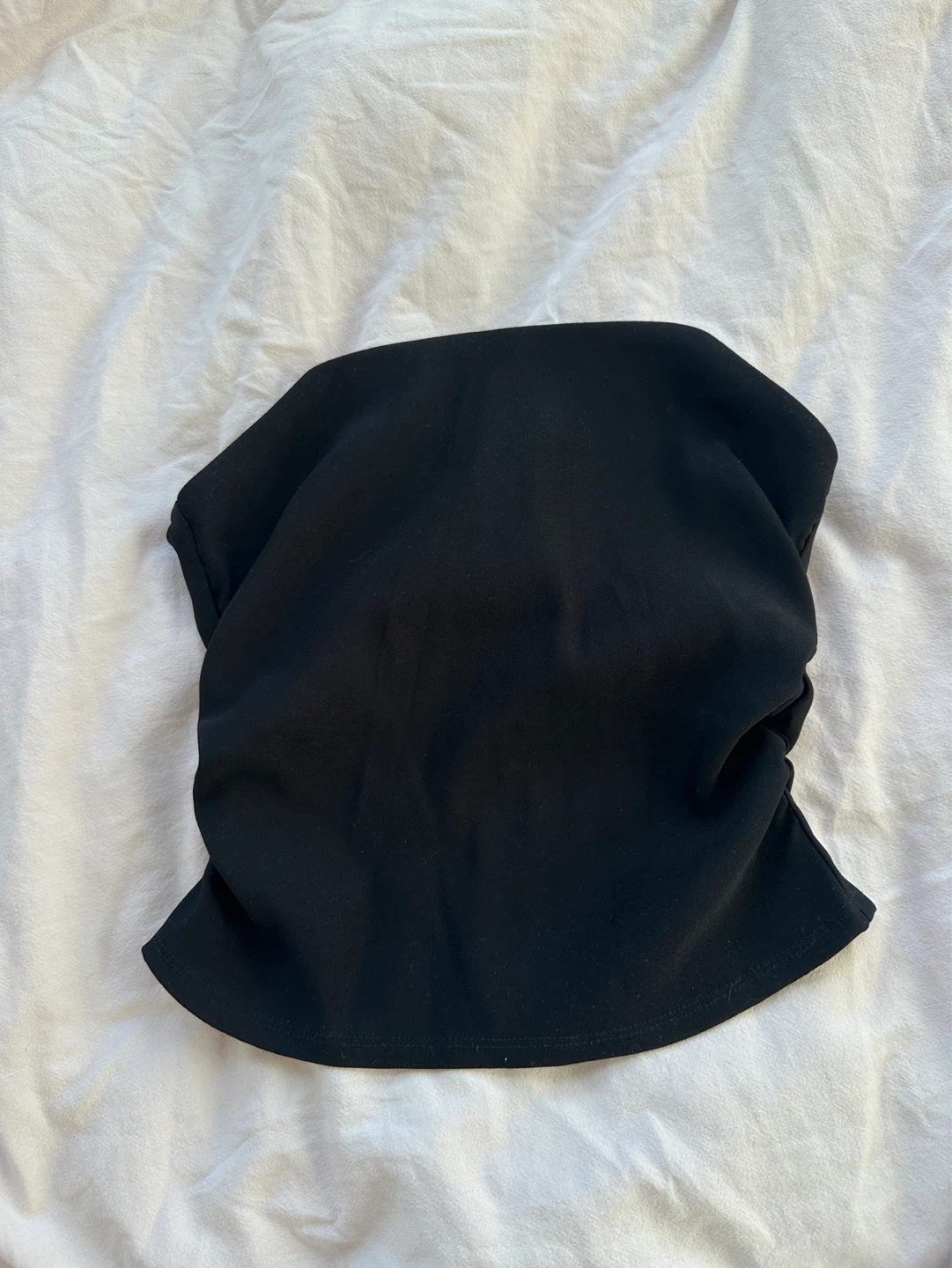Black Strapless Ruched Tube Top
