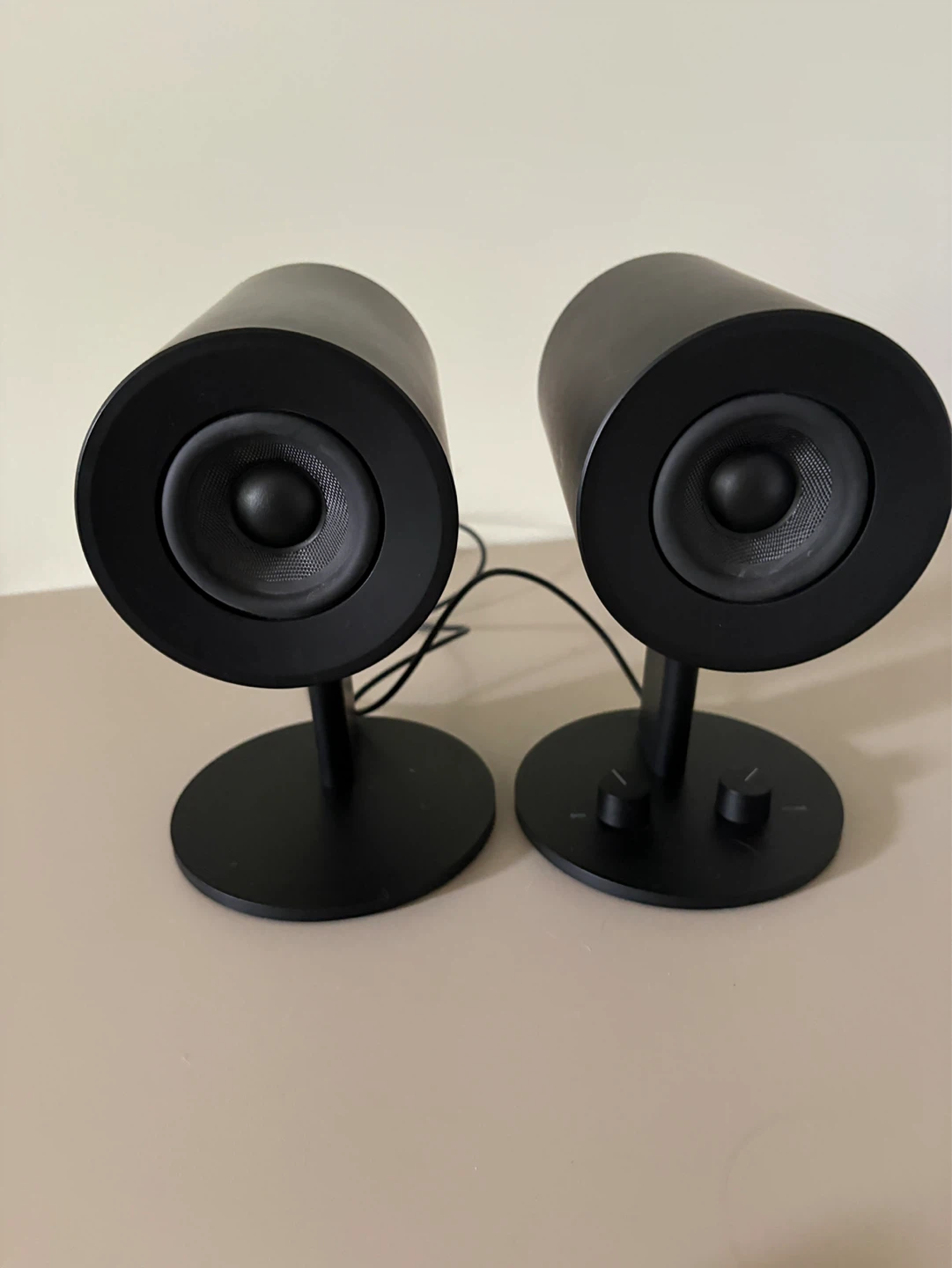 Razer Nommo 2.0 Gaming Speakers – Excellent Condition