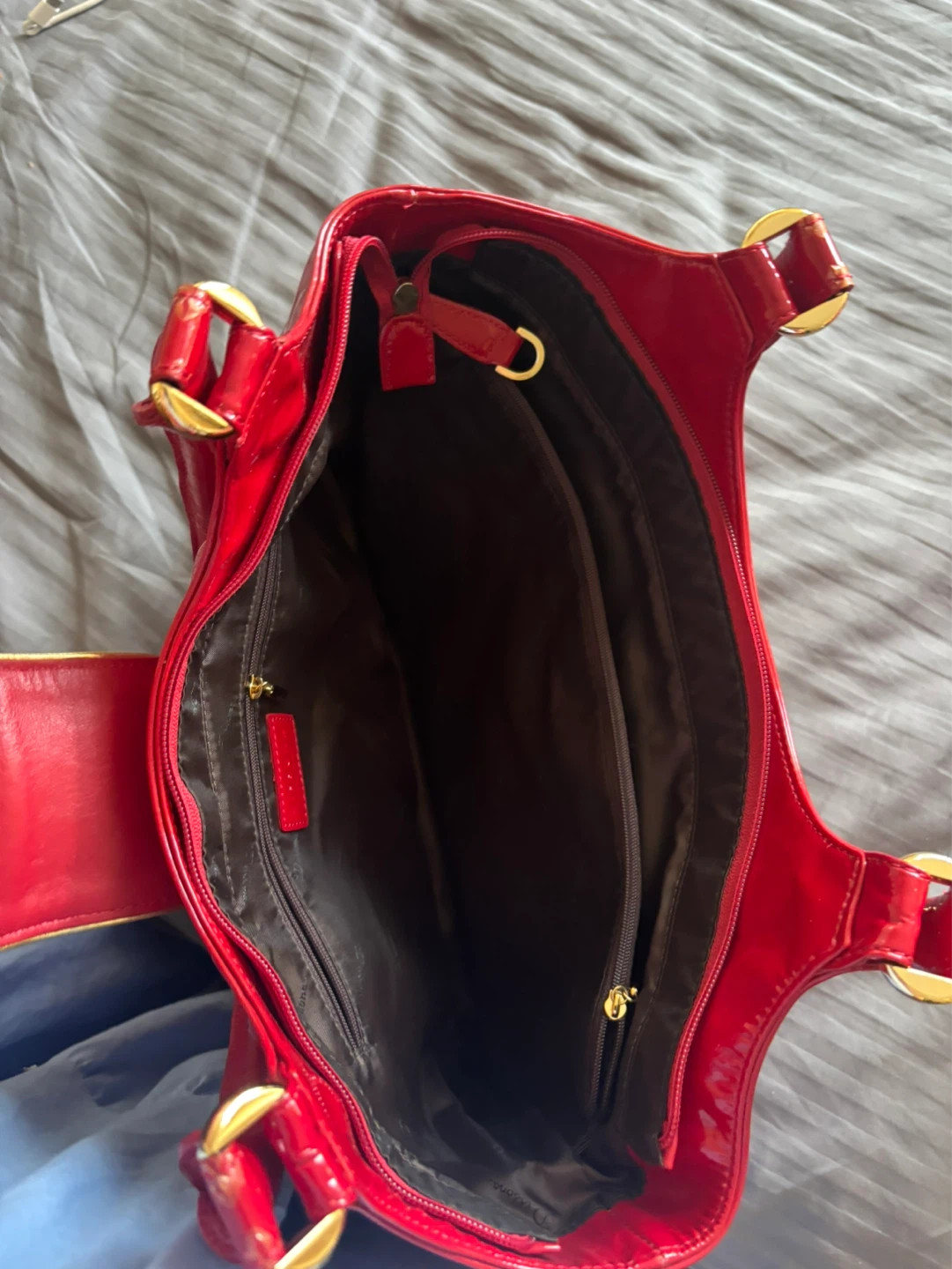Dissona Red Patent leather Handbag - photo 4
