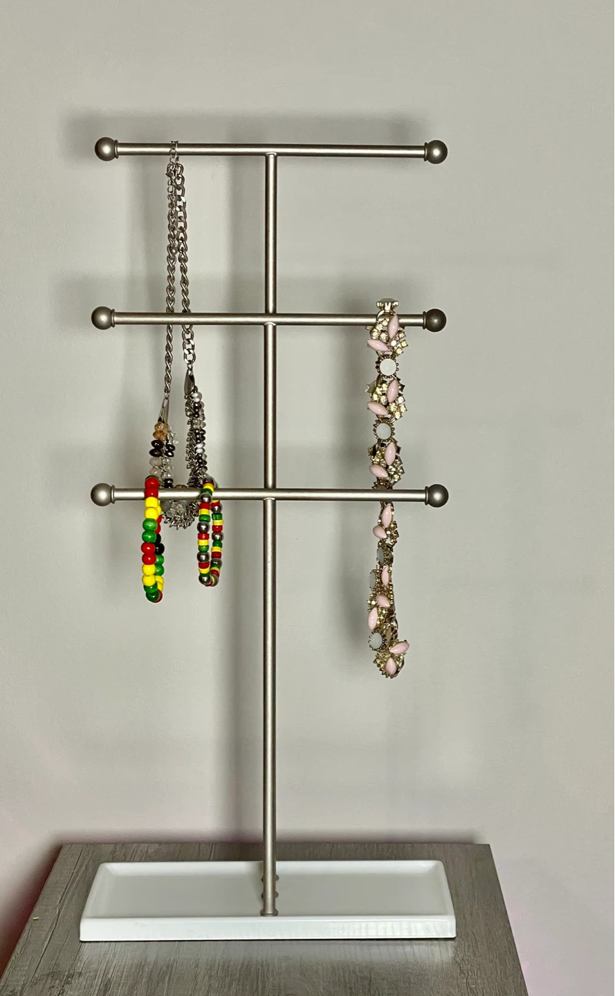 Modern 3-Tier Jewelry Stand Necklace & Bracelet Organizer