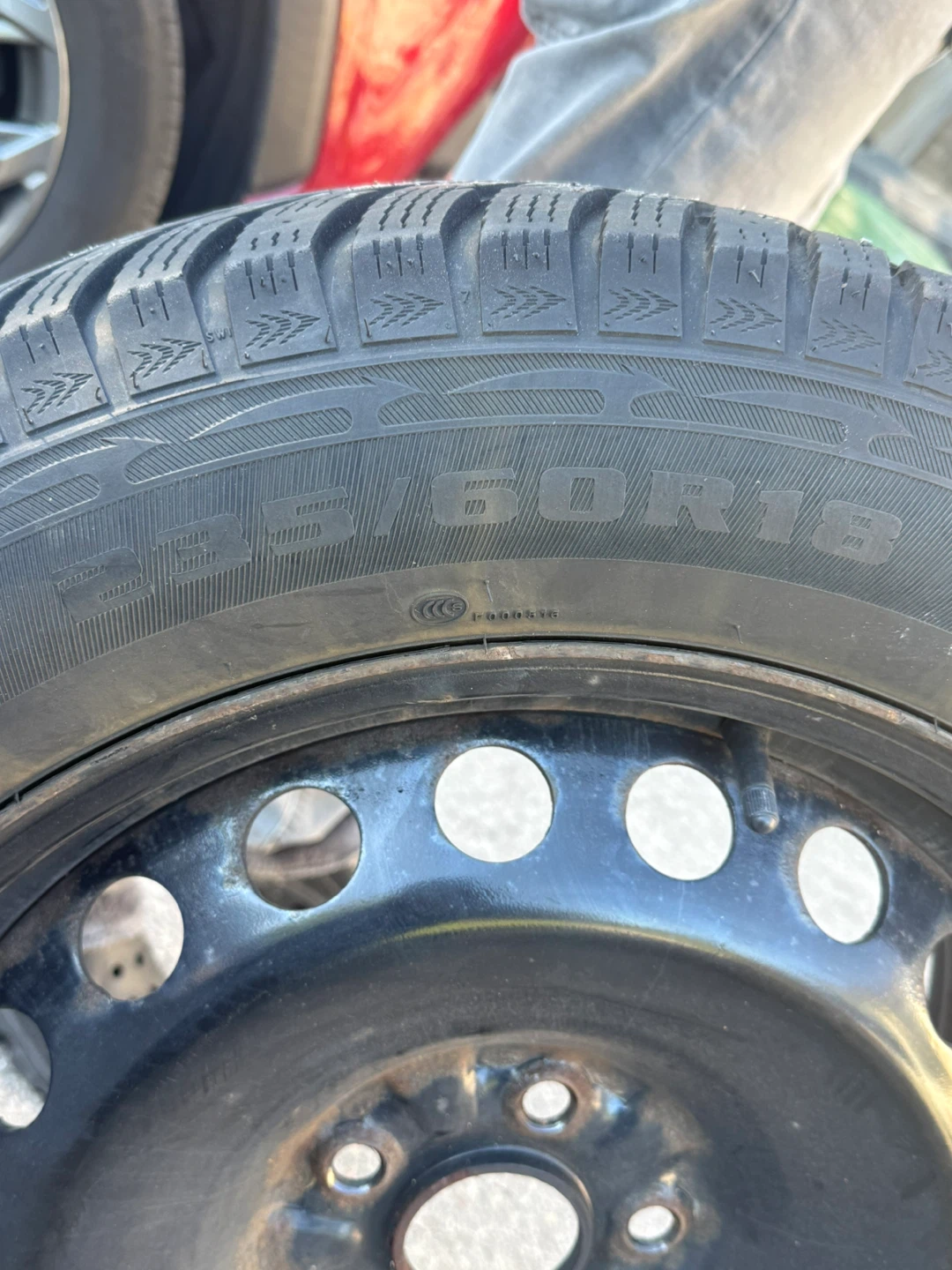 235/60R18 Winter Tire - photo 3