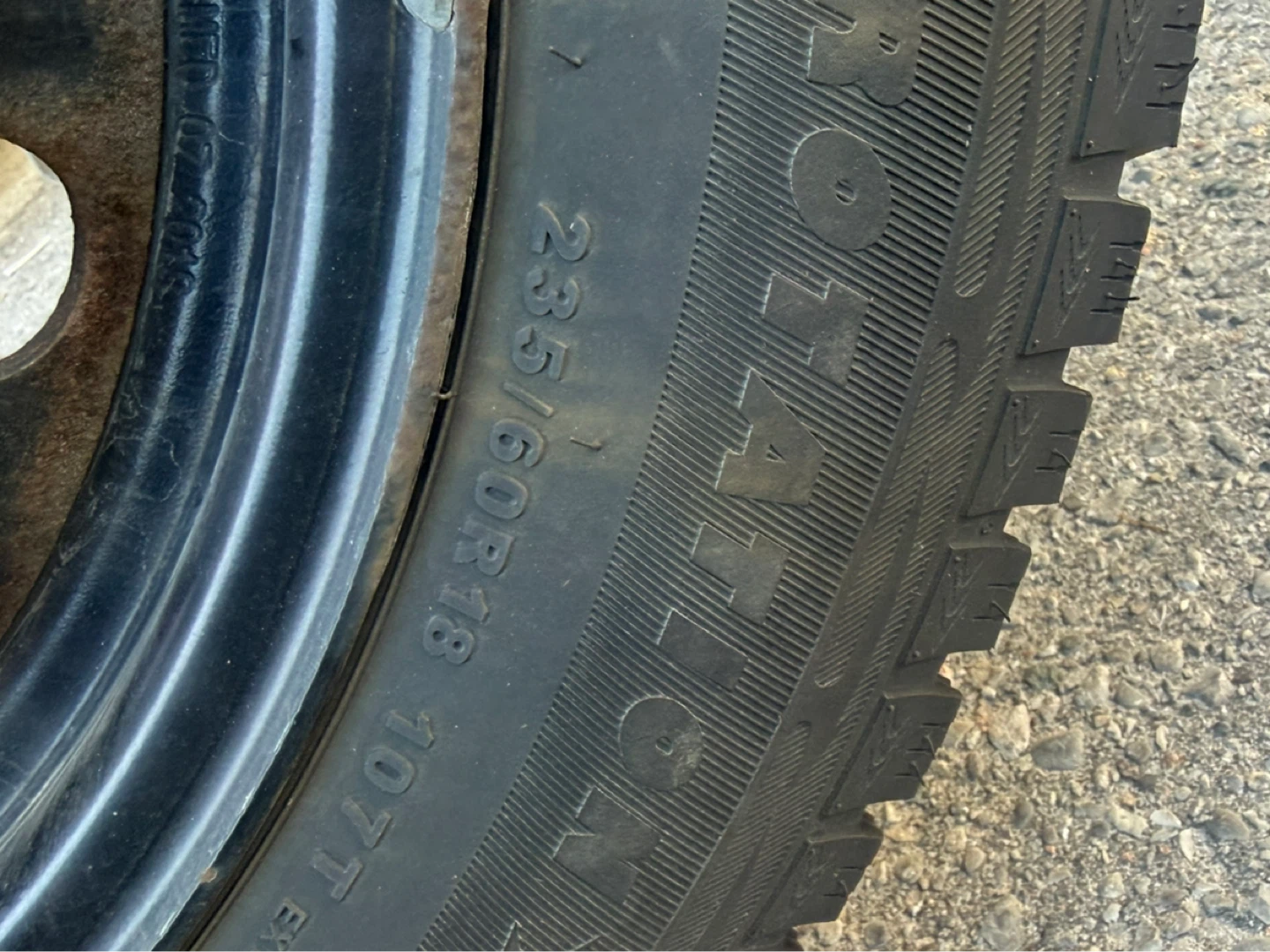 235/60R18 Winter Tire - photo 4