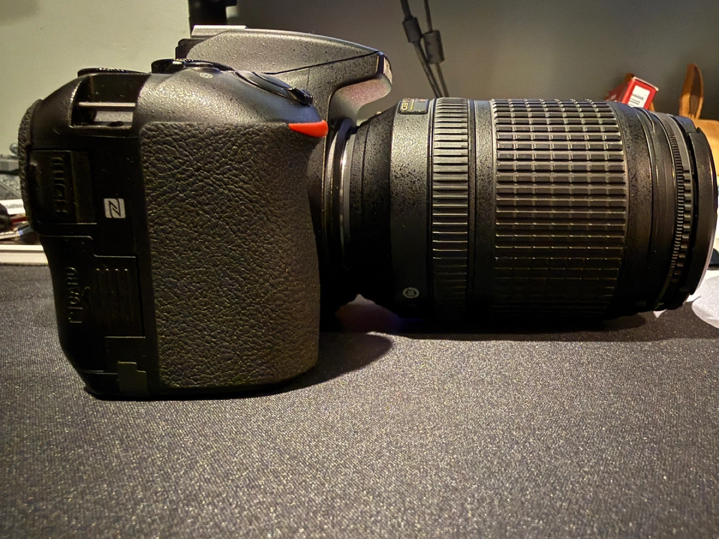 Nikon D5600 DSLR Camera w/ 18-55mm Lens and 18-140mm lens - photo 4
