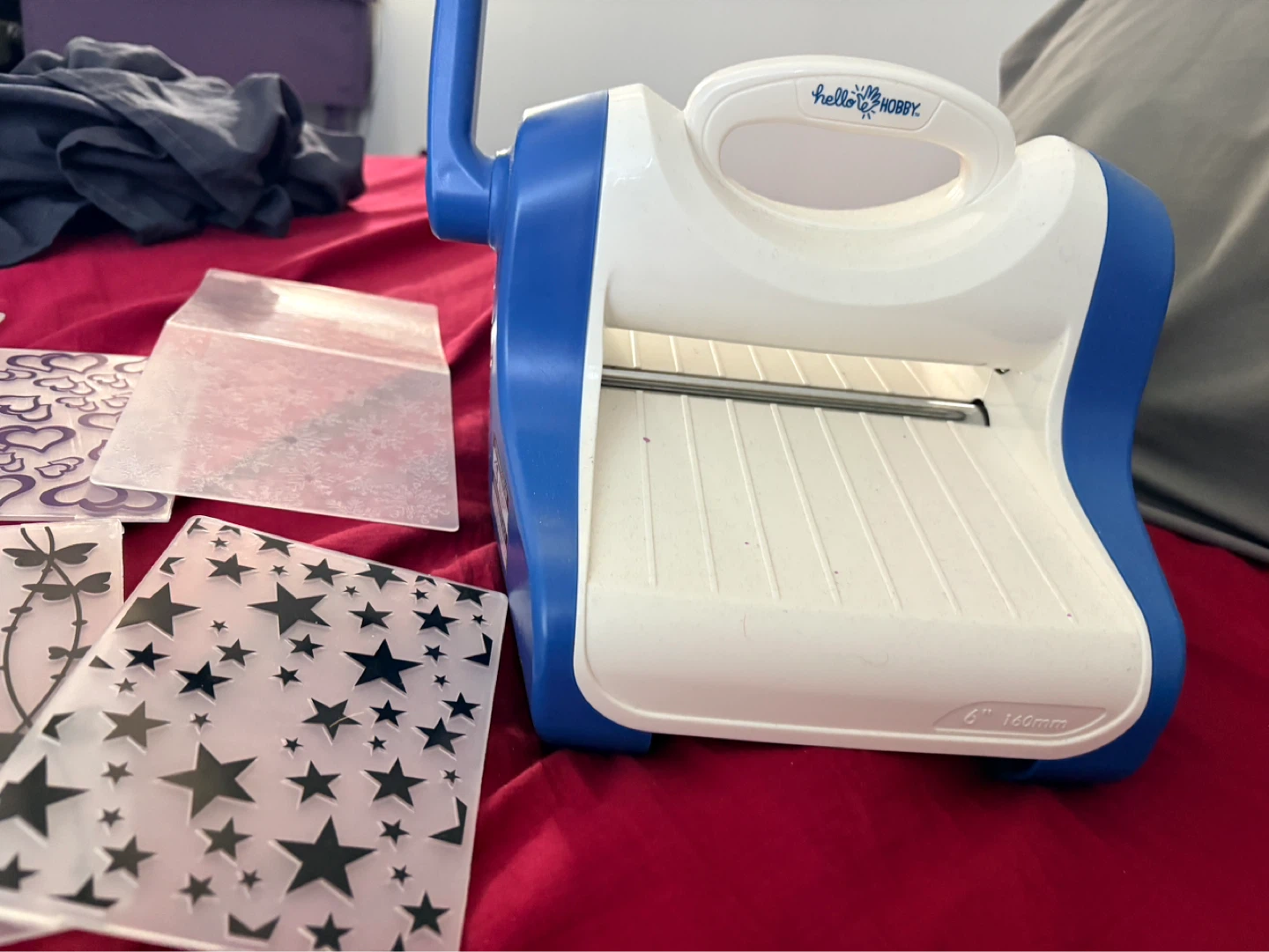 Hello Hobby Die Cutting Machine with Embossing Folders and Dies - photo 4