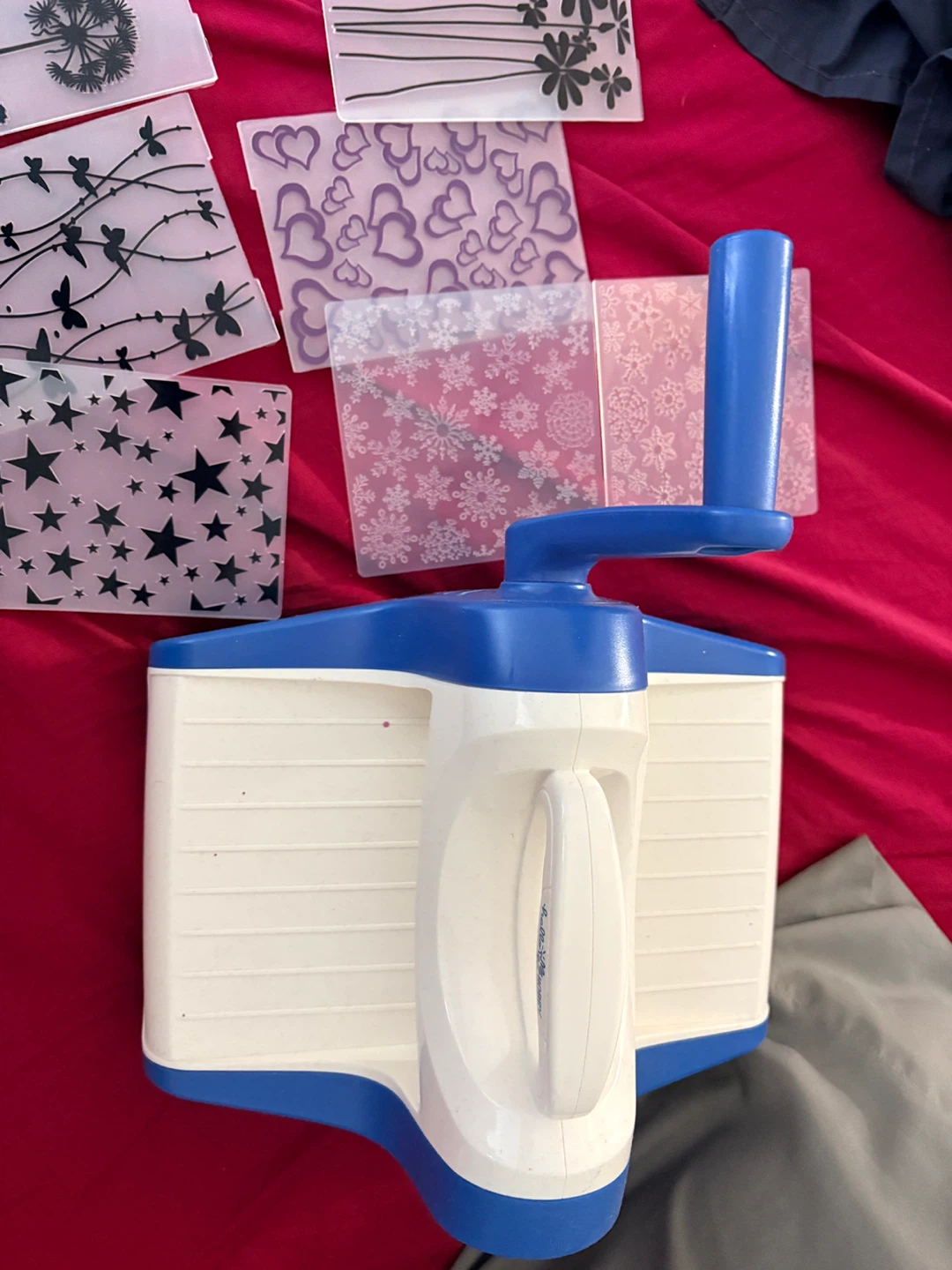 Hello Hobby Die Cutting Machine with Embossing Folders and Dies - photo 3