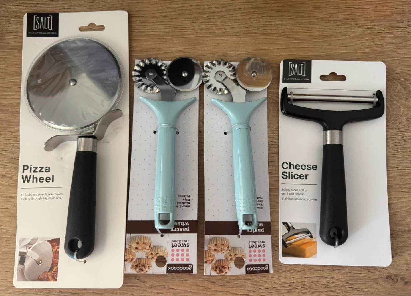 Pizza Wheel, Pastry Wheel & Cheese Slicer