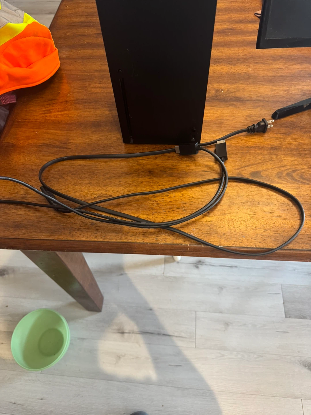 Microsoft Xbox Series X and Samsung 24-inch Monitor - photo 3