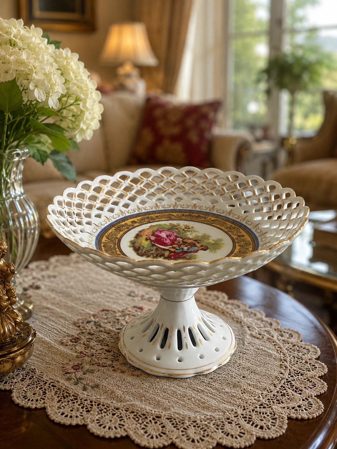 ✨ Vintage Porcelain Pedestal Bowl ✨