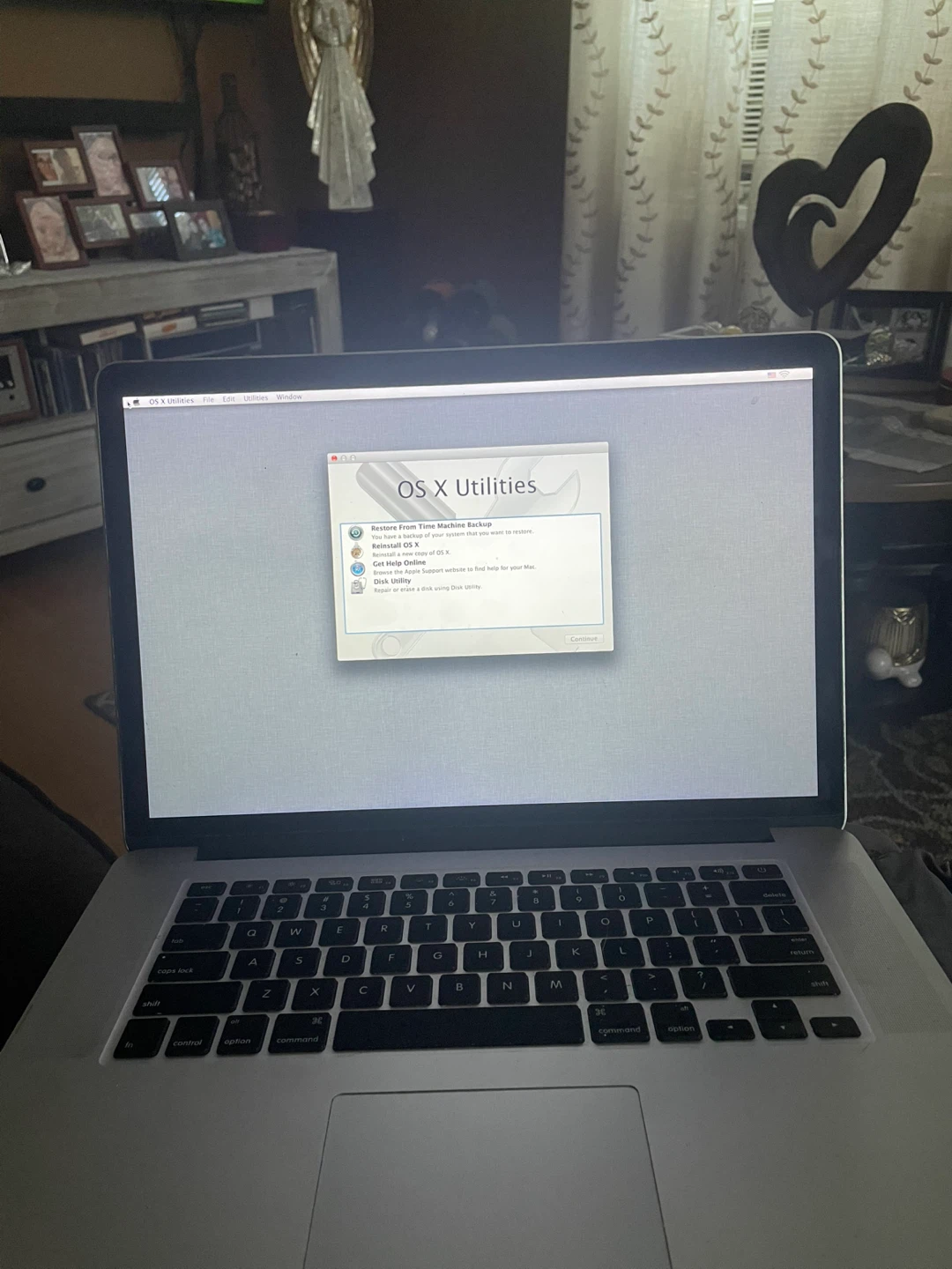 Apple MacBook Pro Laptop A1398 - photo 2
