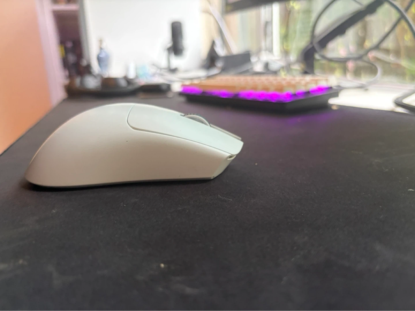 Razer Viper V3 Pro White Edition Wireless Gaming Mouse - photo 2